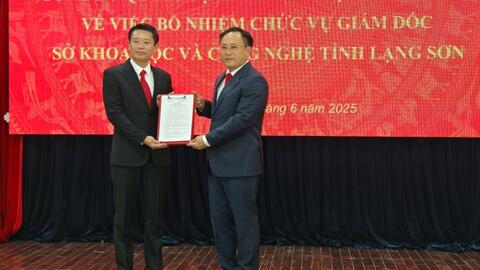 Hội nghị công bố Quyết định của Chủ tịch UBND tỉnh về việc bổ nhiệm chức vụ Giám đốc Sở Khoa học và Công nghệ tỉnh Lạng Sơn