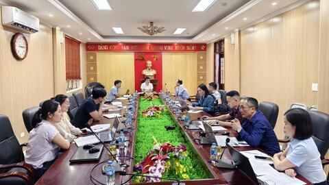 Họp triển khai thí điểm các giải pháp chuyển đổi số, hỗ trợ hoạt động của đội ngũ Bí thư chi bộ, Trưởng thôn, tổ dân phố trên địa bàn các phường