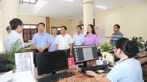 Kiểm tra việc triển khai Phong trào “Bình dân học vụ số” tại các xã Kiên Mộc, Đình Lập, Châu Sơn, Thái Bình