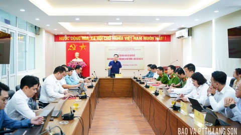 Đoàn giám sát chuyên đề của Ủy ban Khoa học, Công nghệ và Môi trường làm việc tại Lạng Sơn